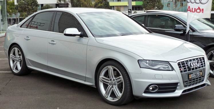 Audi S4 (B8) sedan